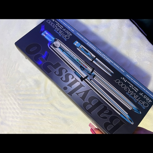BabylissPro Nano Titanium Hair Straightener BRAND NEW!!!!!